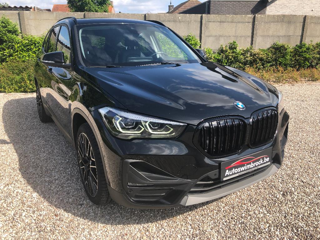 Bmw X1 hybride 19" M-sport grill garantie, Zwart, Leder, 5 zetels, Hybride Elektrisch/Benzine