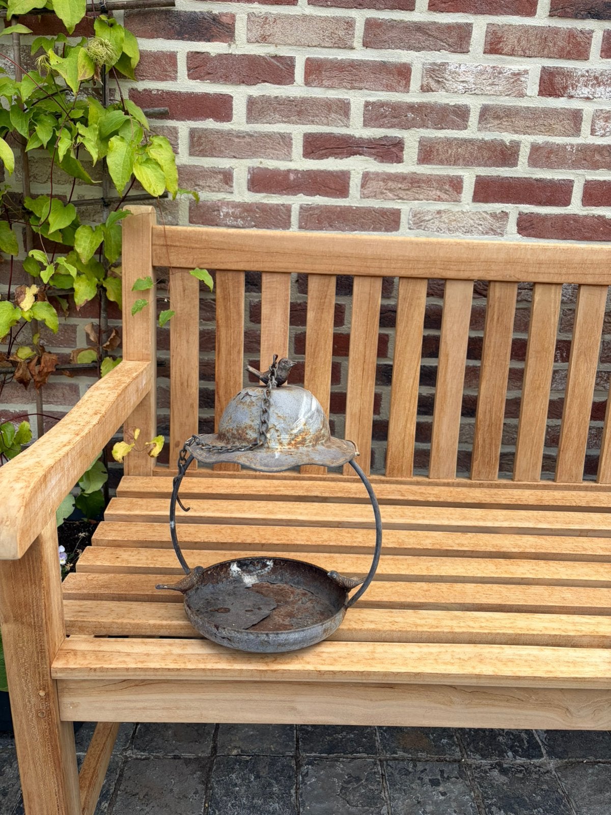 Voederbakje in ijzer, Tuin en Terras, Ophalen of Verzenden, Gebruikt, Overige materialen