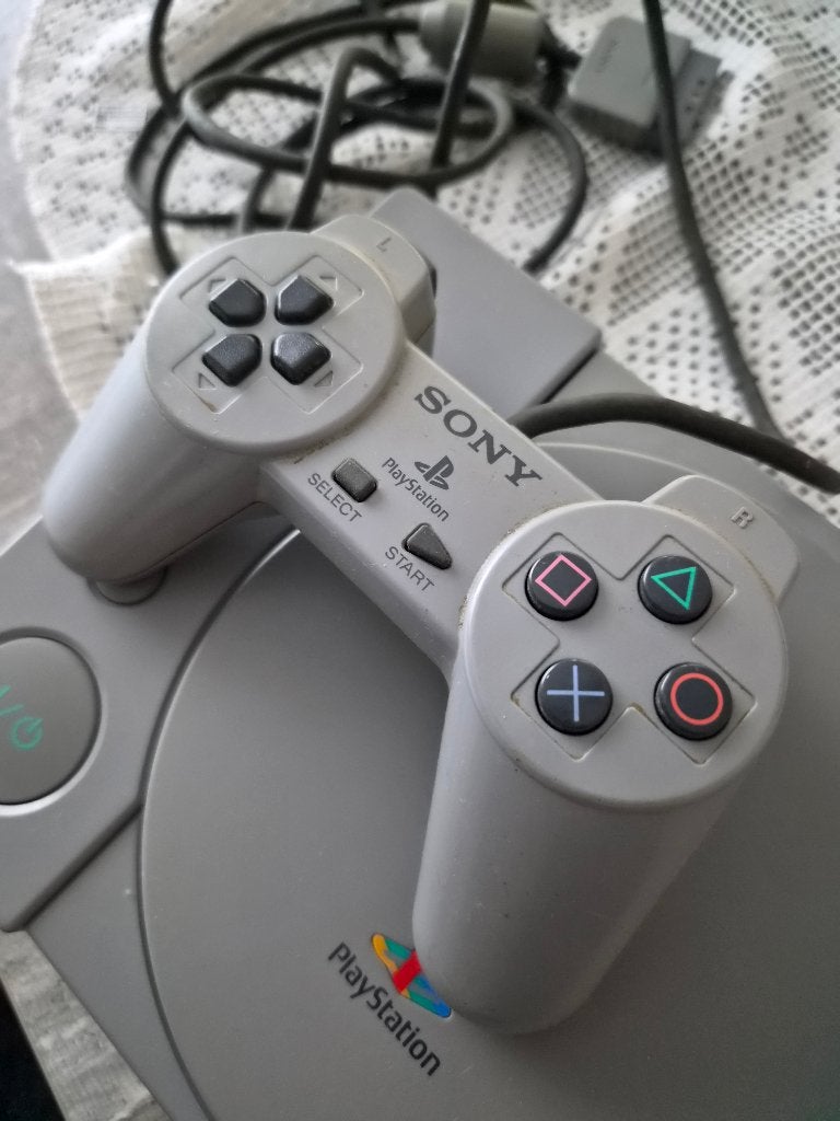 Psone met controler, Games en Spelcomputers, Games | Sony PlayStation 1, Ophalen