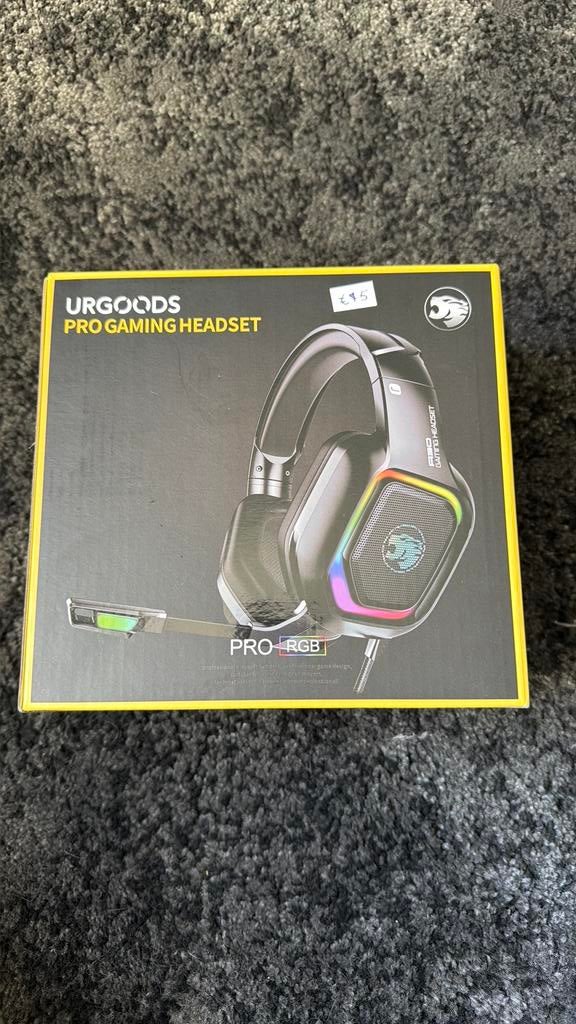 Pro gaming headset ( nog nieuw in doos), Computers en Software, Ophalen of Verzenden, Gaming headset, Zo goed als nieuw