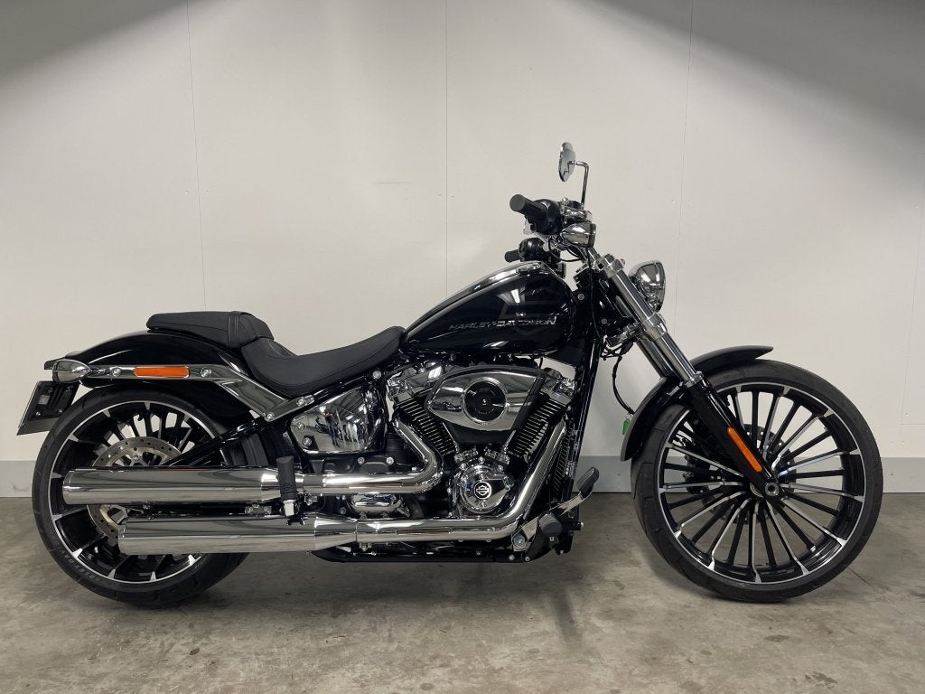 Harley-Davidson SOFTAIL FXBR BREAKOUT (bj 2025), Motoren, Motoren | Harley-Davidson, Harley-Davidson, Customerservices@harley‑davidson.com