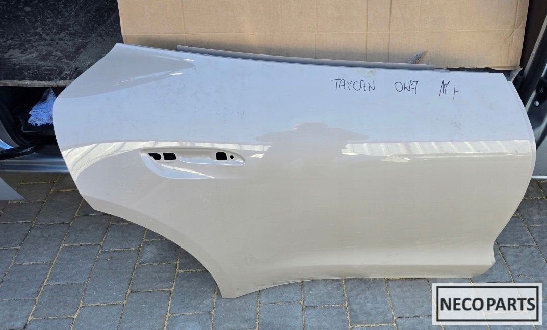 PORSCHE TAYCAN PORTIER DEUR RECHTS ACHTER ALLES LEVERBAAR!, Gebruikt, -, Porsche, Ophalen of Verzenden