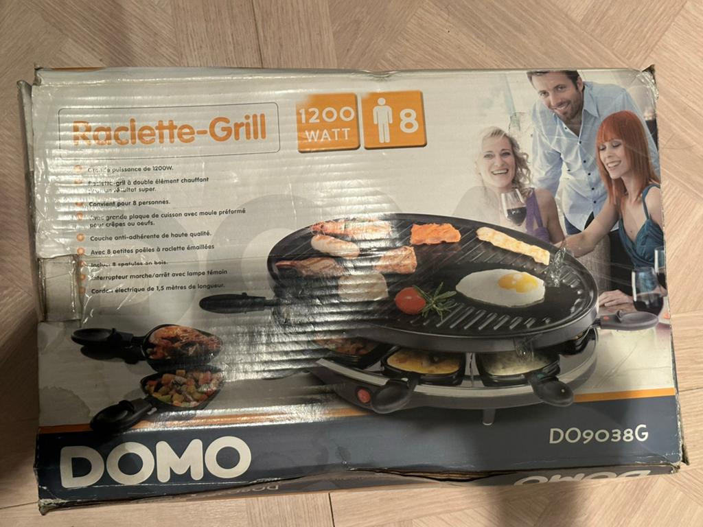 Te koop: Raclette-grill DOMO 1200W, voor 8 personen., Enlèvement, Neuf