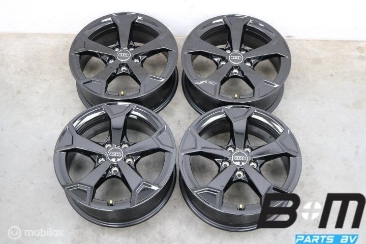 NIEUW! ORIGINEEL! 17 inch velgen Audi Q3 83A 83A601025AM, Utilisé, Jante(s)