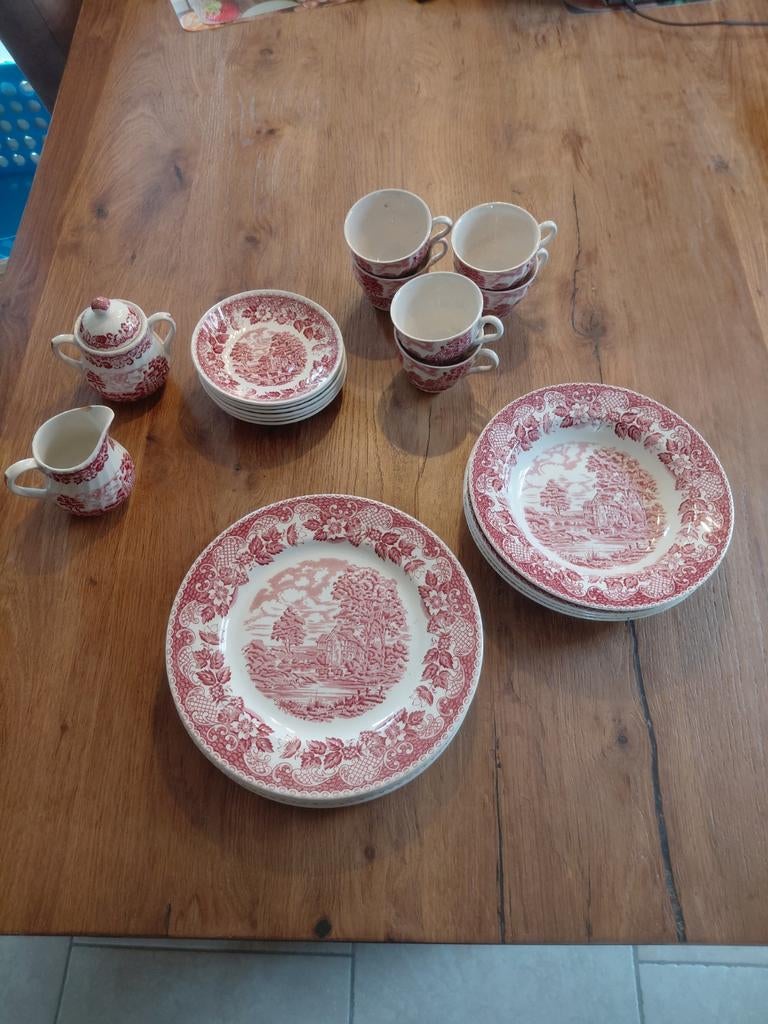 Service Barralls, Staffordshire ware "Elizabethan", Enlèvement