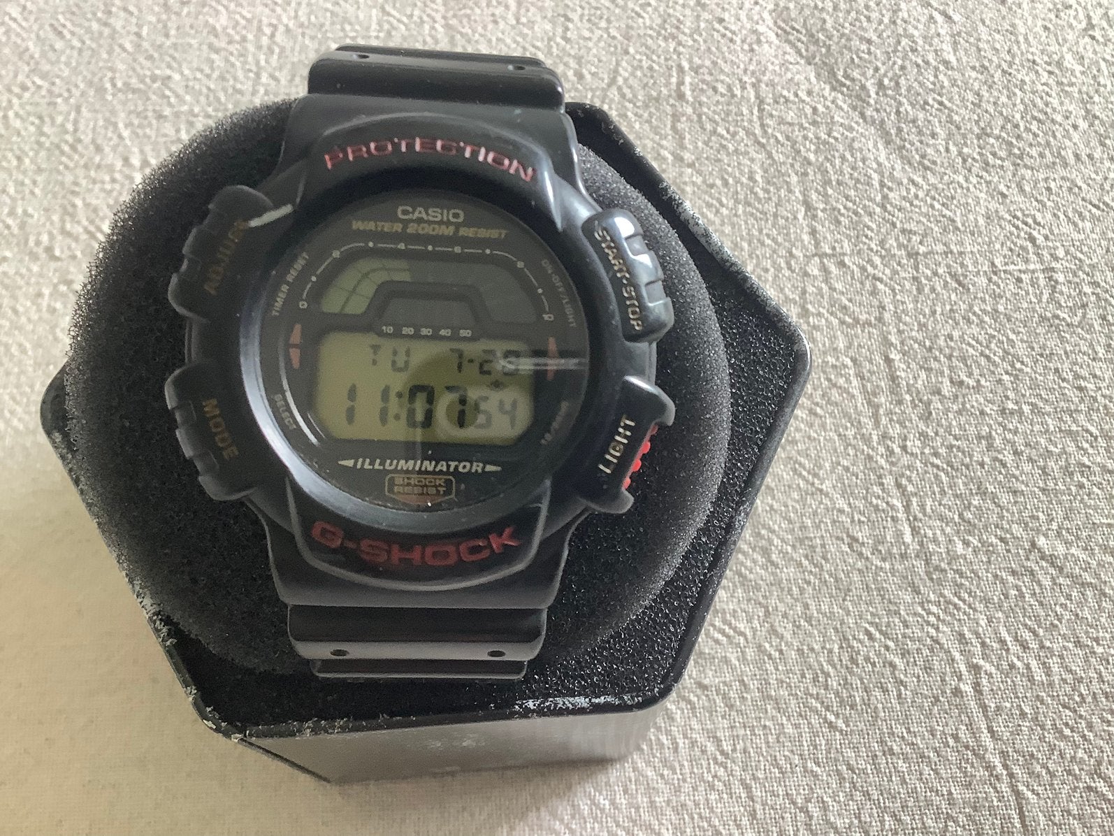 Casio G-Shock DW-8700, Bijoux, Sacs & Beauté, Montres | Hommes, Montre-bracelet, Casio, Enlèvement ou Envoi, Synthétique