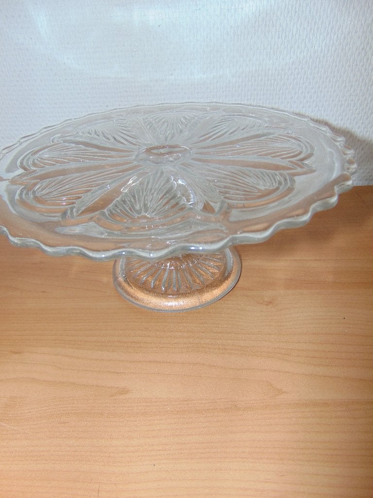 Oude taartschotel op voet 24 cm, Ophalen of Verzenden, Gebruikt, Taartplateau, Glas