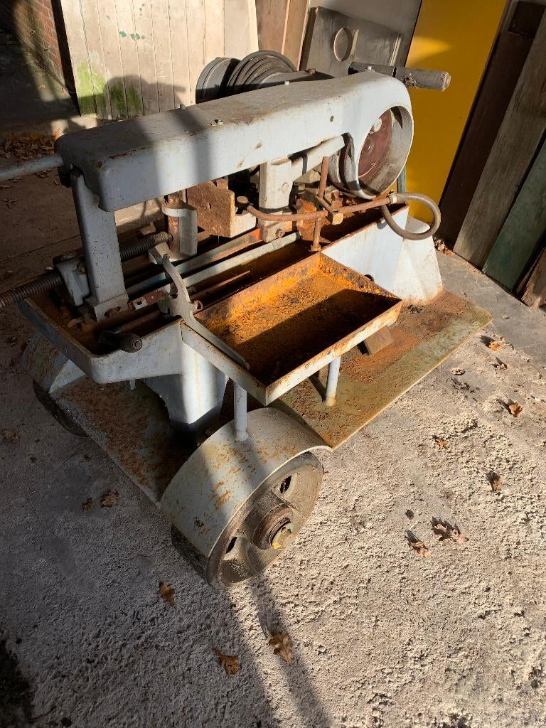 ijzer zaagmachine, Doe-het-zelf en Bouw, Ophalen
