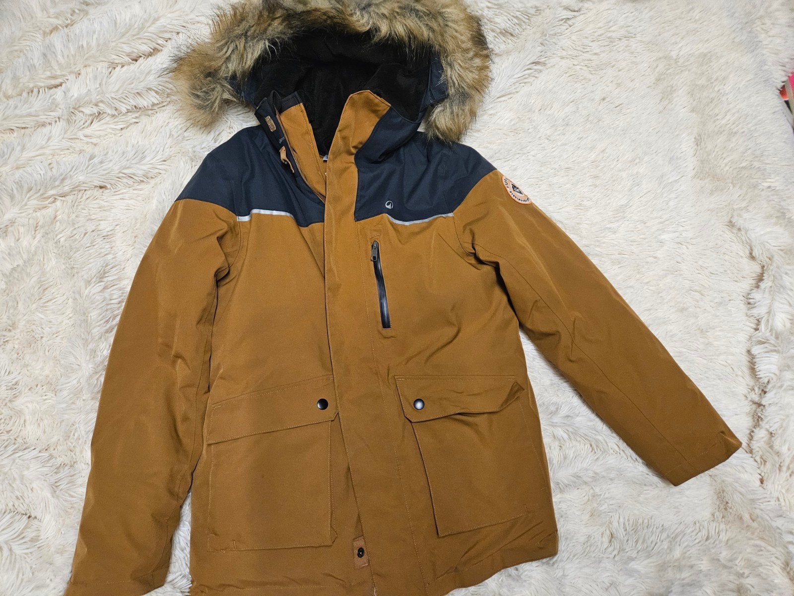 veste d'hiver Quechua, 151-160 cm, Enfants & Bébés, Garçon ou Fille, Quechua, Pull ou Veste, Comme neuf