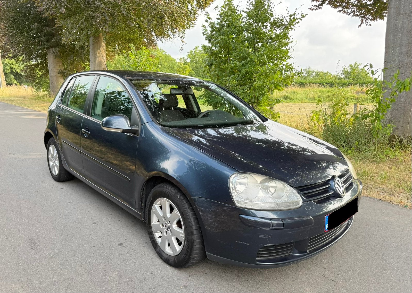 VOLKSWAGEN GOLF 5 1.6i BENZINE AUTOMAAT ** AIRCO **, Auto's, 75 kW, Stof, 4 cilinders, Euro 4
