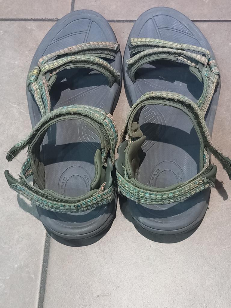 Sandales Teva pointure 40, Kleding | Dames, Schoenen, Ophalen of Verzenden