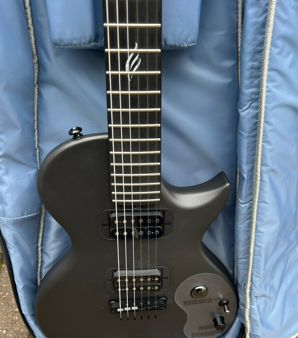 Te koop: mooie Enya Music Nova Go Sonic elektrische gitaar, Muziek en Instrumenten, Snaarinstrumenten | Gitaren | Elektrisch, Ophalen of Verzenden