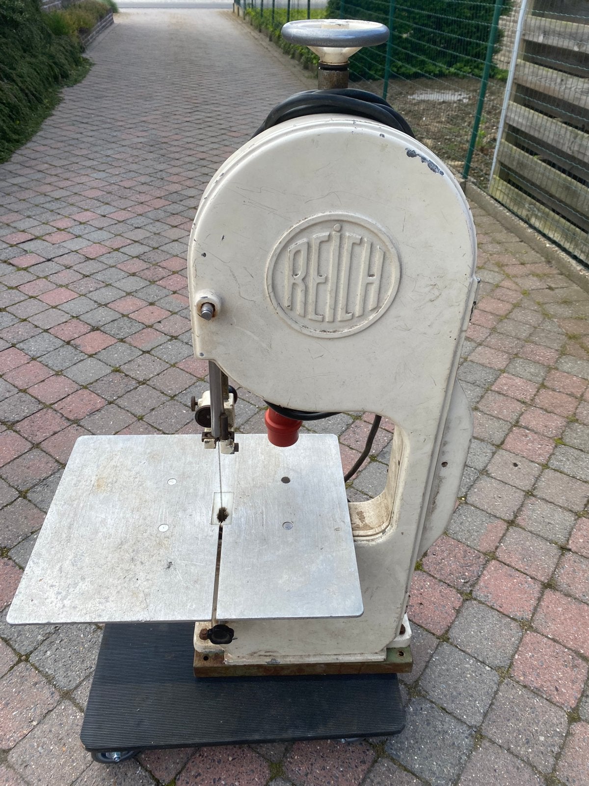 Lintzaag, Ophalen, Gebruikt, Lintzaag
