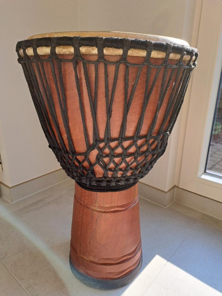 Djembe, Ophalen, Gebruikt
