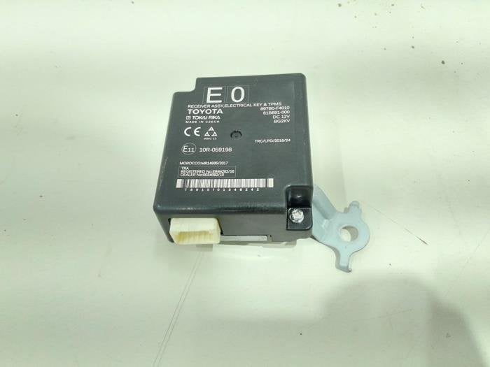 Module gonflage pneus d'un Toyota C-HR, -, 3 mois de garantie, Toyota, Utilisé
