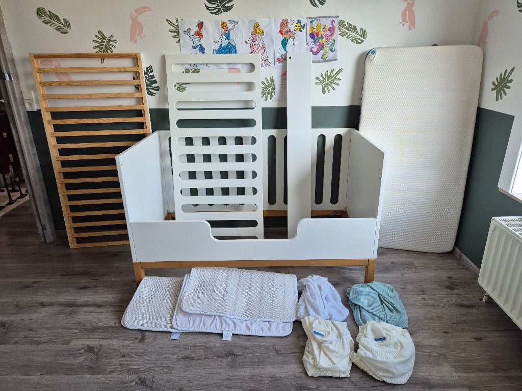 Quax Indigo white meegroeibed + commode, Kinderen en Baby's, Ophalen, 50 tot 70 cm, Zo goed als nieuw, 75 tot 100 cm