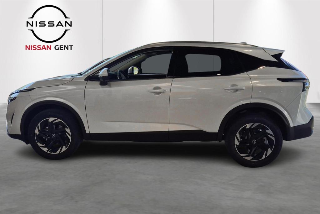 Nissan Qashqai N-Connecta Mild Hybrid 140 PK Manueel/Cold Pa, Auto's, Stof, Zwart, 4 cilinders, 700 kg