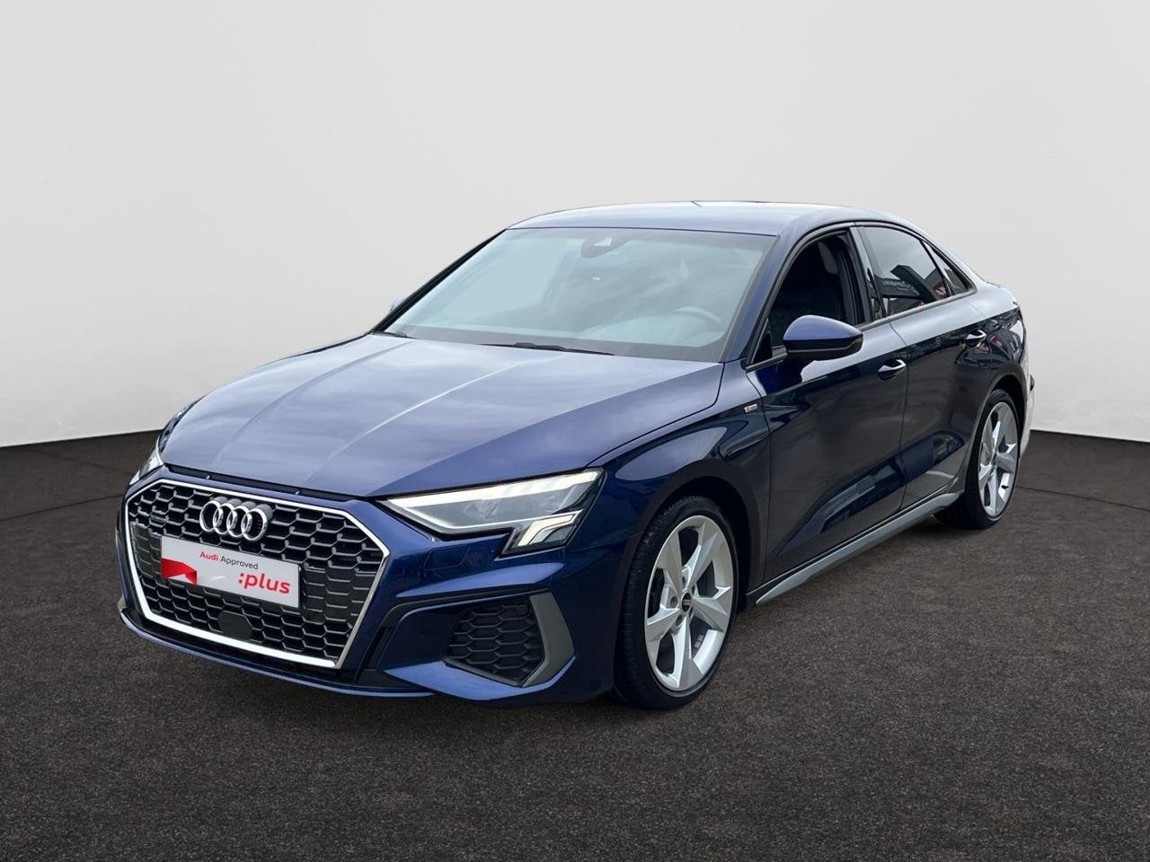 Audi A3 Sedan S-LINEðŸ*QUATTRO*2.0L*190PKðŸ’¥*TREKHAAK*CAR, Automaat, Blauw, Berline, Adaptive Cruise Control