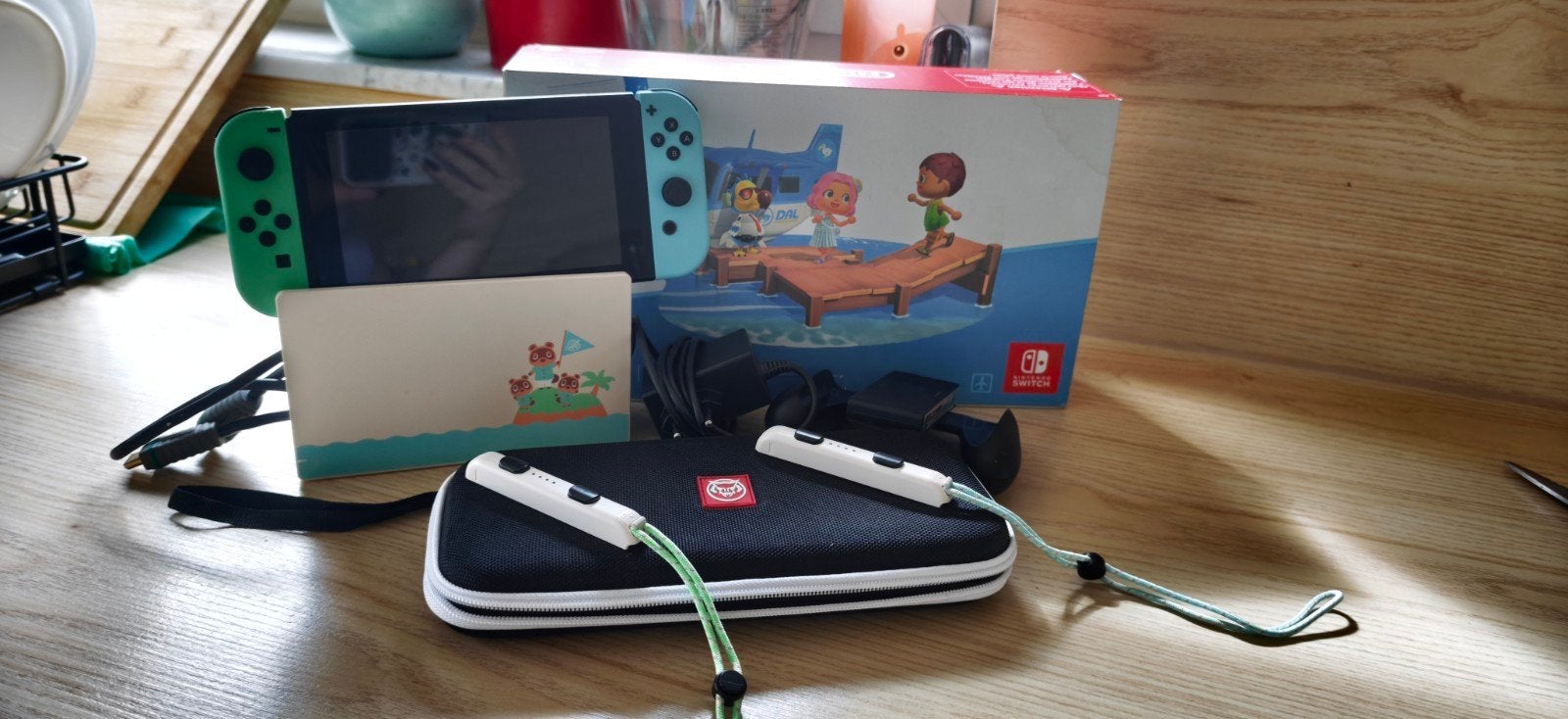 Nintendo Switch Animal Crossing + 4 games, Ophalen, Met 2 controllers, Switch Original, Gebruikt