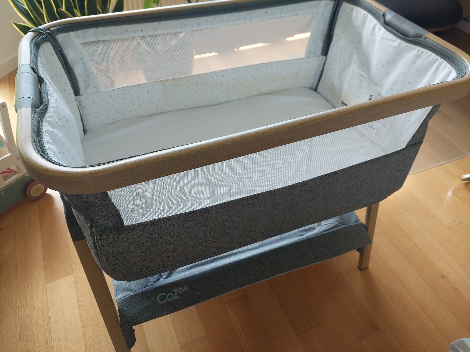 Tutti Bambini Cosleeper - Wieg oak charcoal + accessoires, Kinderen en Baby's, Ophalen, Gebruikt, Wieg