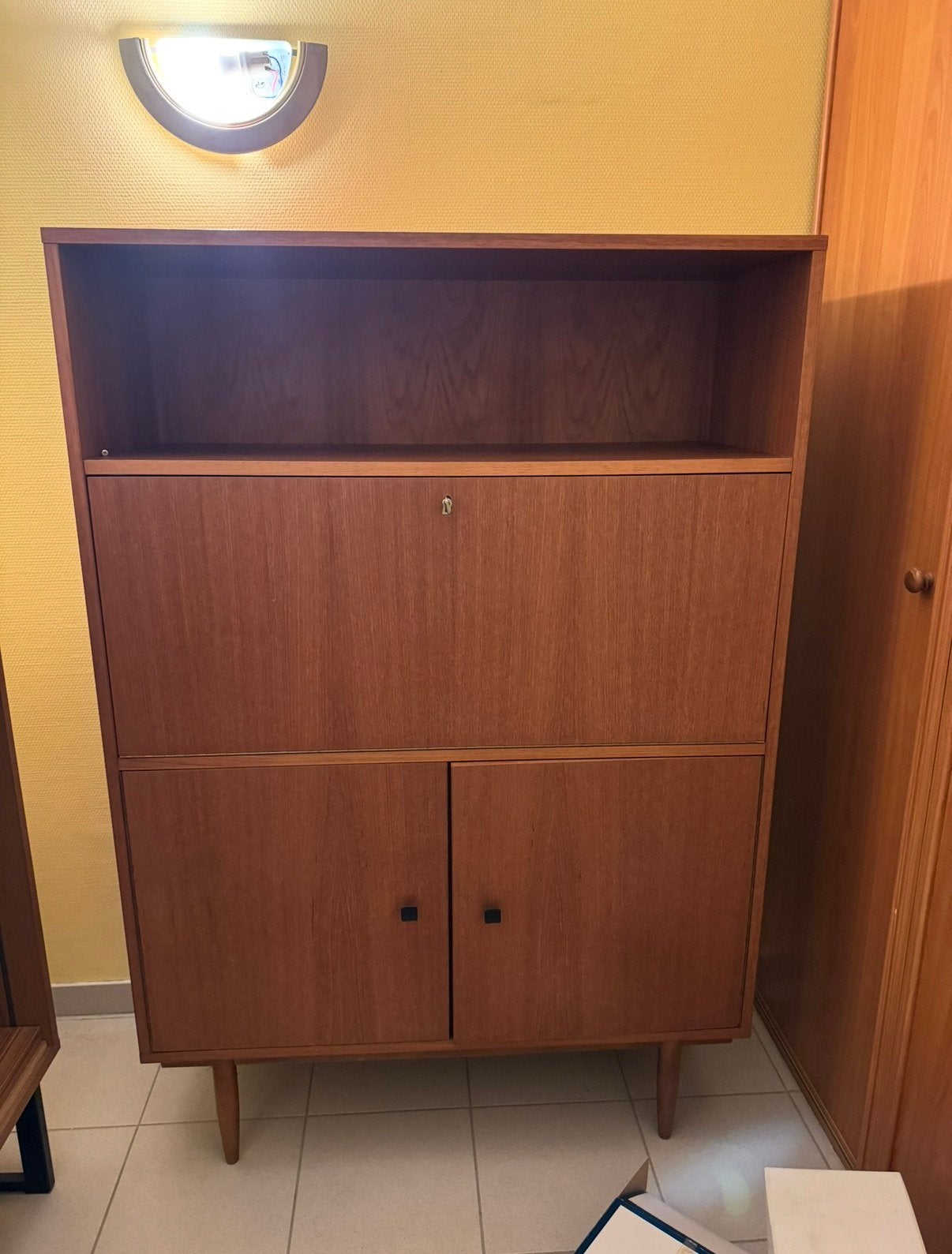 Meuble bar secrétaire en teck annee 60, Maison & Meubles, Enlèvement, Utilisé, Annee 60