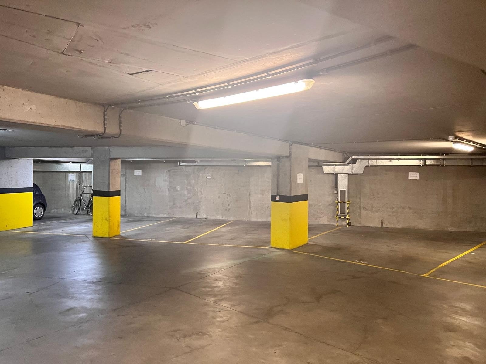 5 unités de parking à vendre (100 - bruxelles), Immo, Garages & Places de parking, Bruxelles