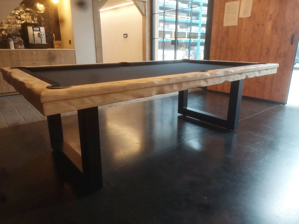 Billard américain Blade-U — chêne et pieds en U | ’t Clubke, Enlèvement, Neuf, Table de billard