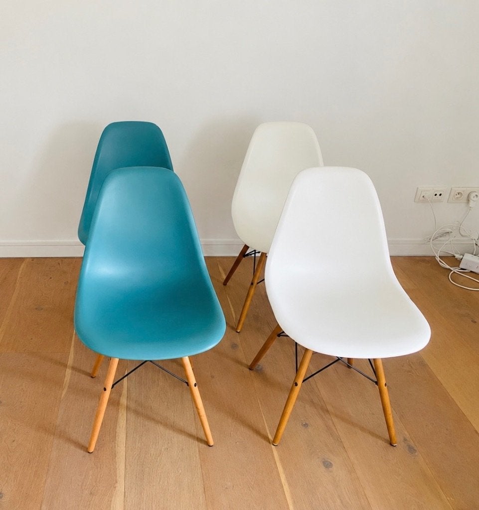 Vitra Eames DSW - 4 stoelen samen of apart te koop, Ophalen, Vintage design, Wit, Hout