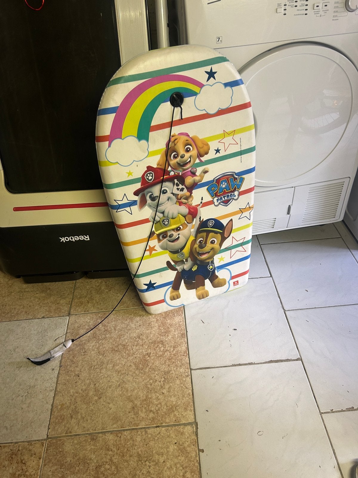 Planche de surf enfant, Enlèvement, Comme neuf, Avec cordage