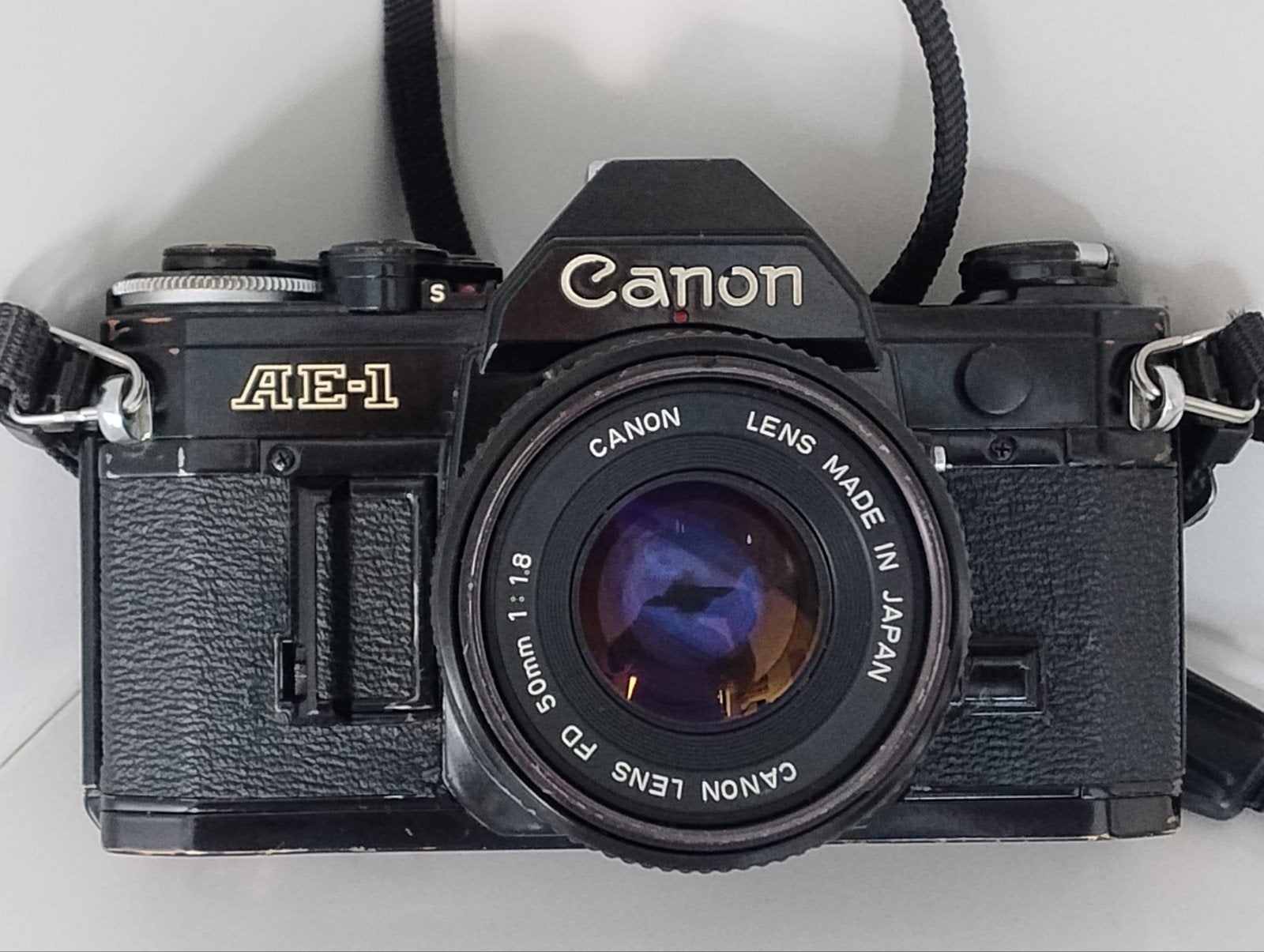 Appareil photo Canon AE1 avec objectif Canon FD 50 mm 1:1,8+, Enlèvement ou Envoi, Utilisé, Reflex miroir, Canon