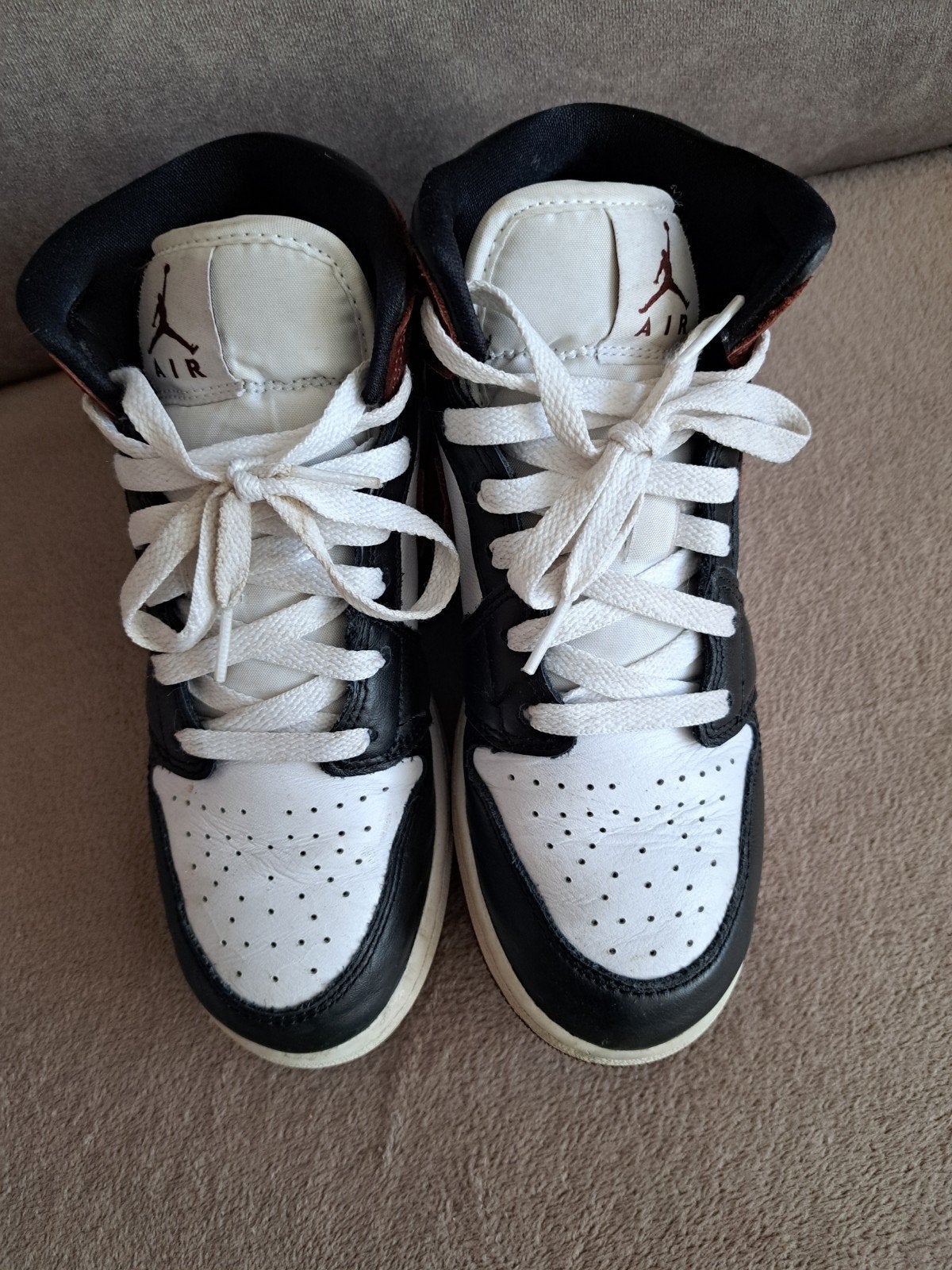 Nike jorden., Ophalen