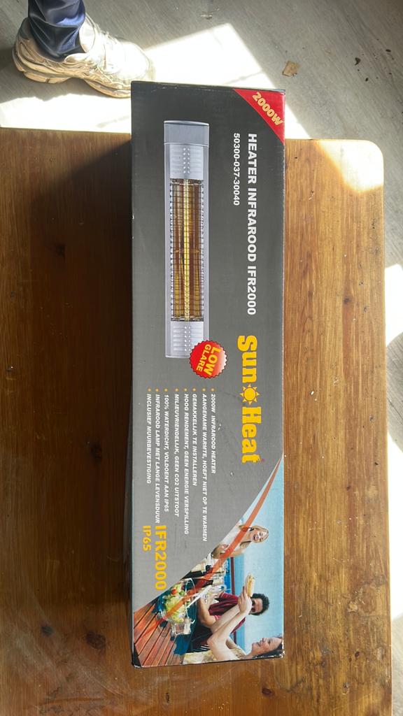 Infrarood verwarmer., Doe-het-zelf en Bouw, Verwarming en Radiatoren, Ophalen, Zo goed als nieuw