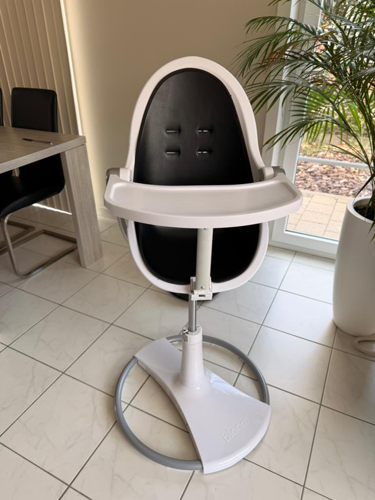 BLOOM kinderstoel | zeer goede staat +  accessoires + doos, Kinderen en Baby's, Kinderstoelen, Ophalen, Zo goed als nieuw
