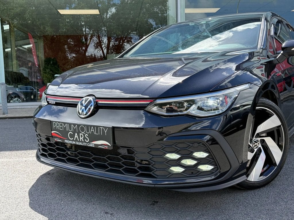 Volkswagen Golf GTI 2.0 TSI GTI DSG / LED / CAMERA / CARPLAY, Automaat, 245 pk, Gebruikt, 4 cilinders
