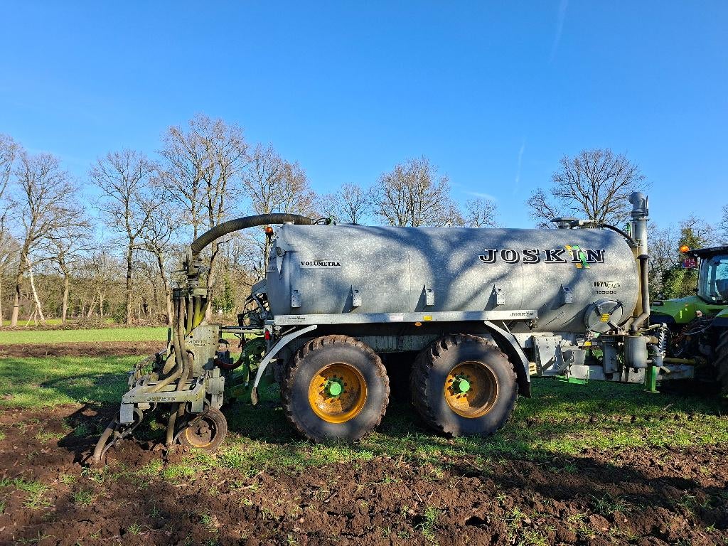 Joskin 16500 + bouwland 4m40, Articles professionnels, Agriculture | Outils, Cultures, Protection des cultures et Fertilisation