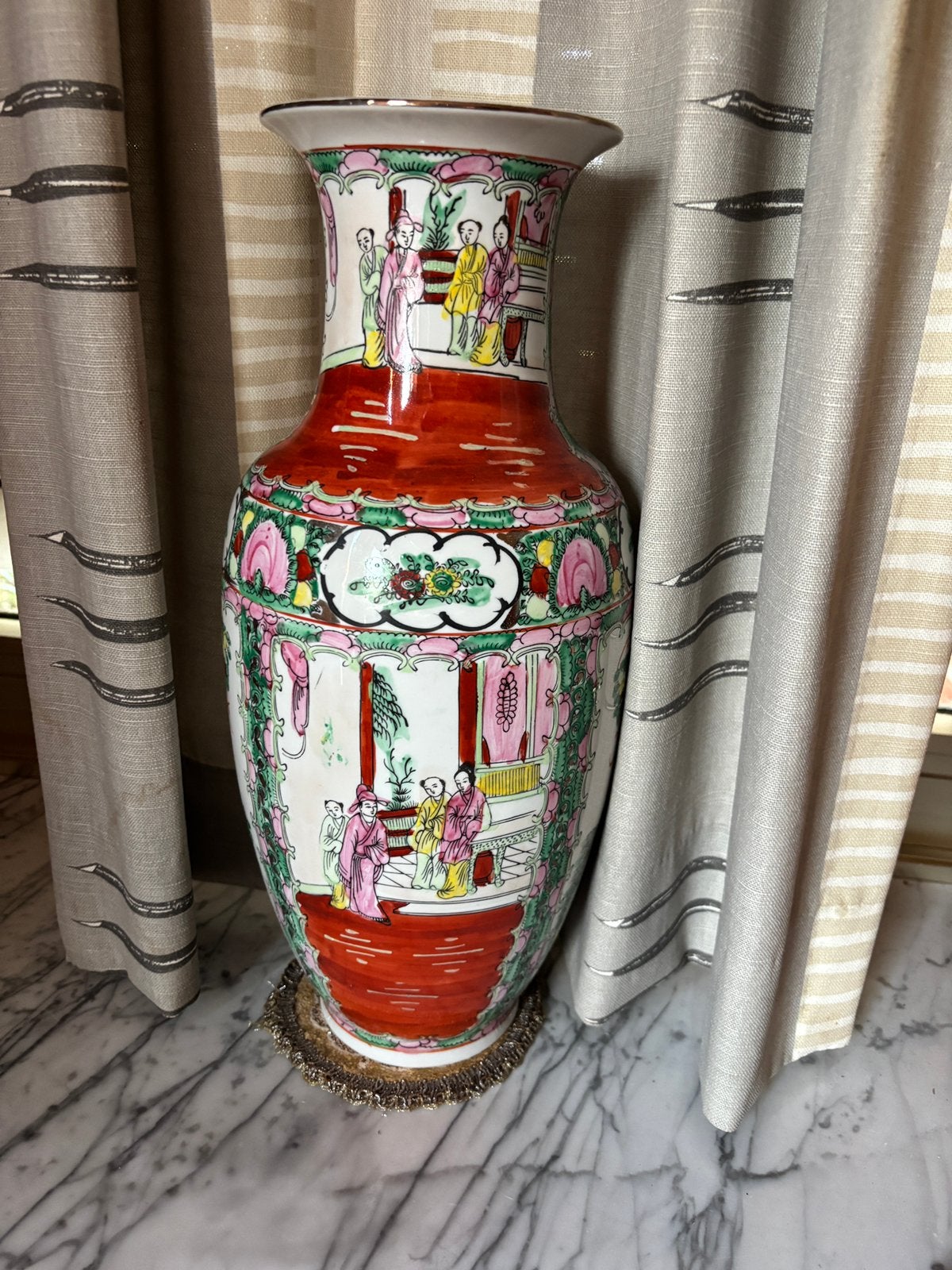 Chinese Famille Rose porseleinen vaas, Ophalen, Gebruikt