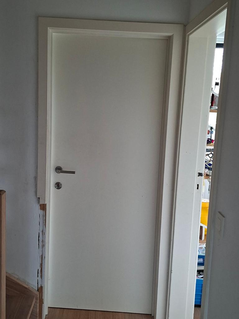 Twee houten binnendeuren gemaakt door schrijnwerker, Doe-het-zelf en Bouw, Deuren en Vliegenramen, Ophalen