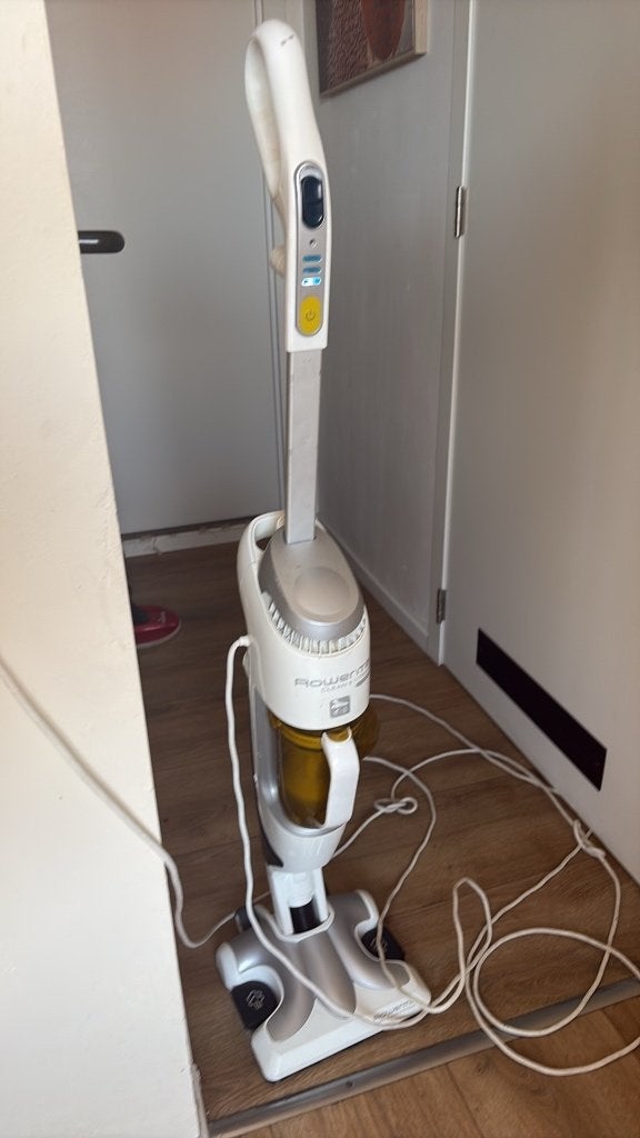 Aspirateur à vapeur, Rowenta, Réservoir, Enlèvement, Utilisé