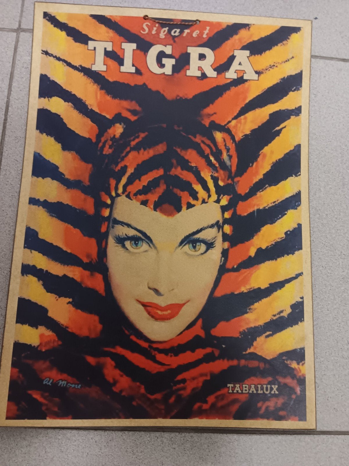 tigra, impression lithographique, panneau d'affichage, 42 cm, Collections, Enlèvement ou Envoi, Comme neuf, Panneau publicitaire