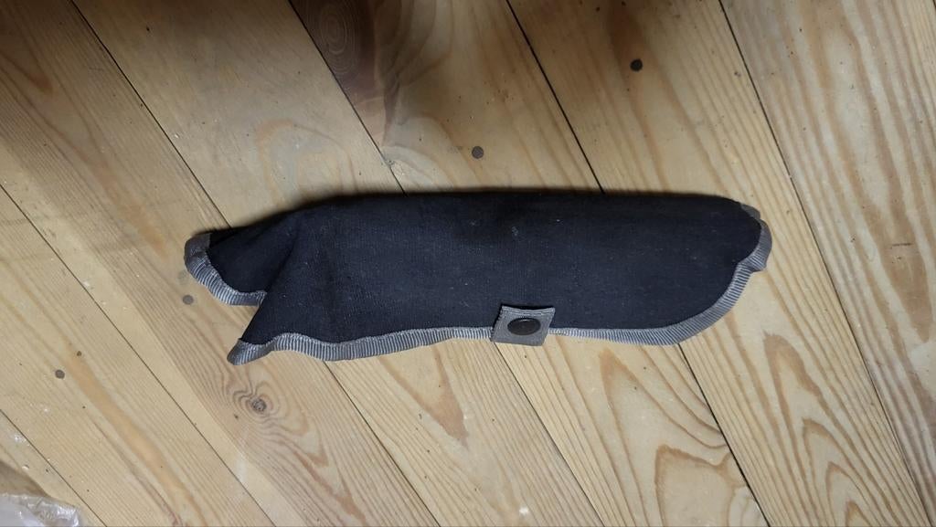 Origineel toolsetje van Royal Enfield, Enlèvement