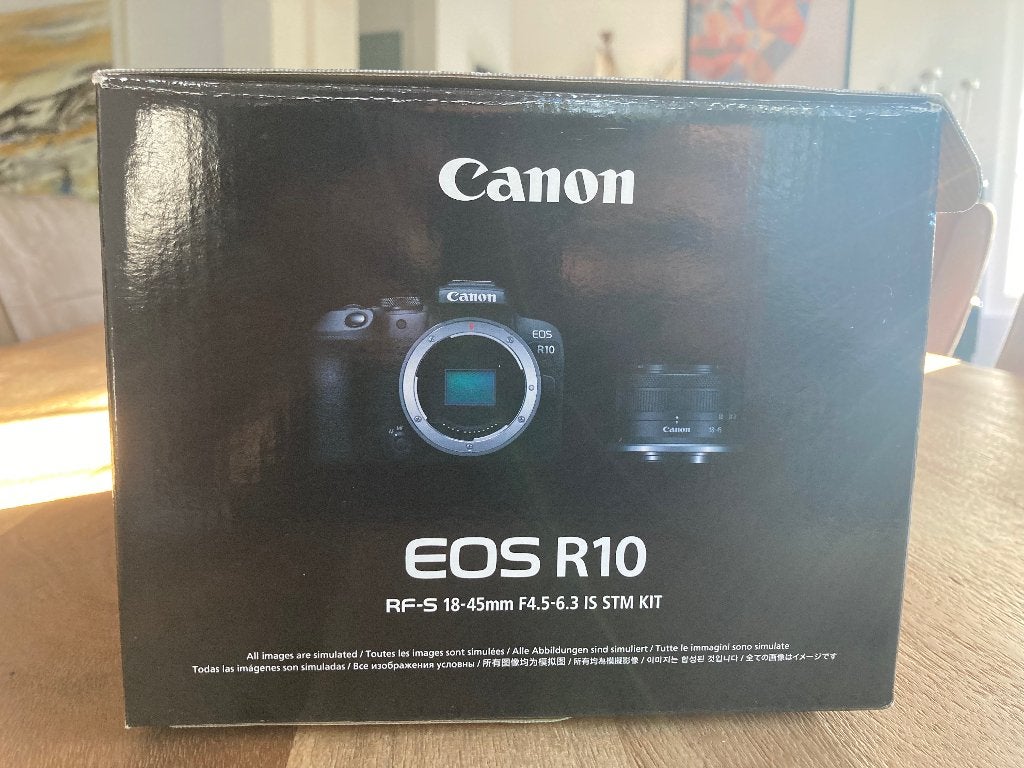 Canon EOS R10 + 18-45mm + nombreux accessoires – Comme neuf, Enlèvement ou Envoi, Comme neuf, Batterie, Canon
