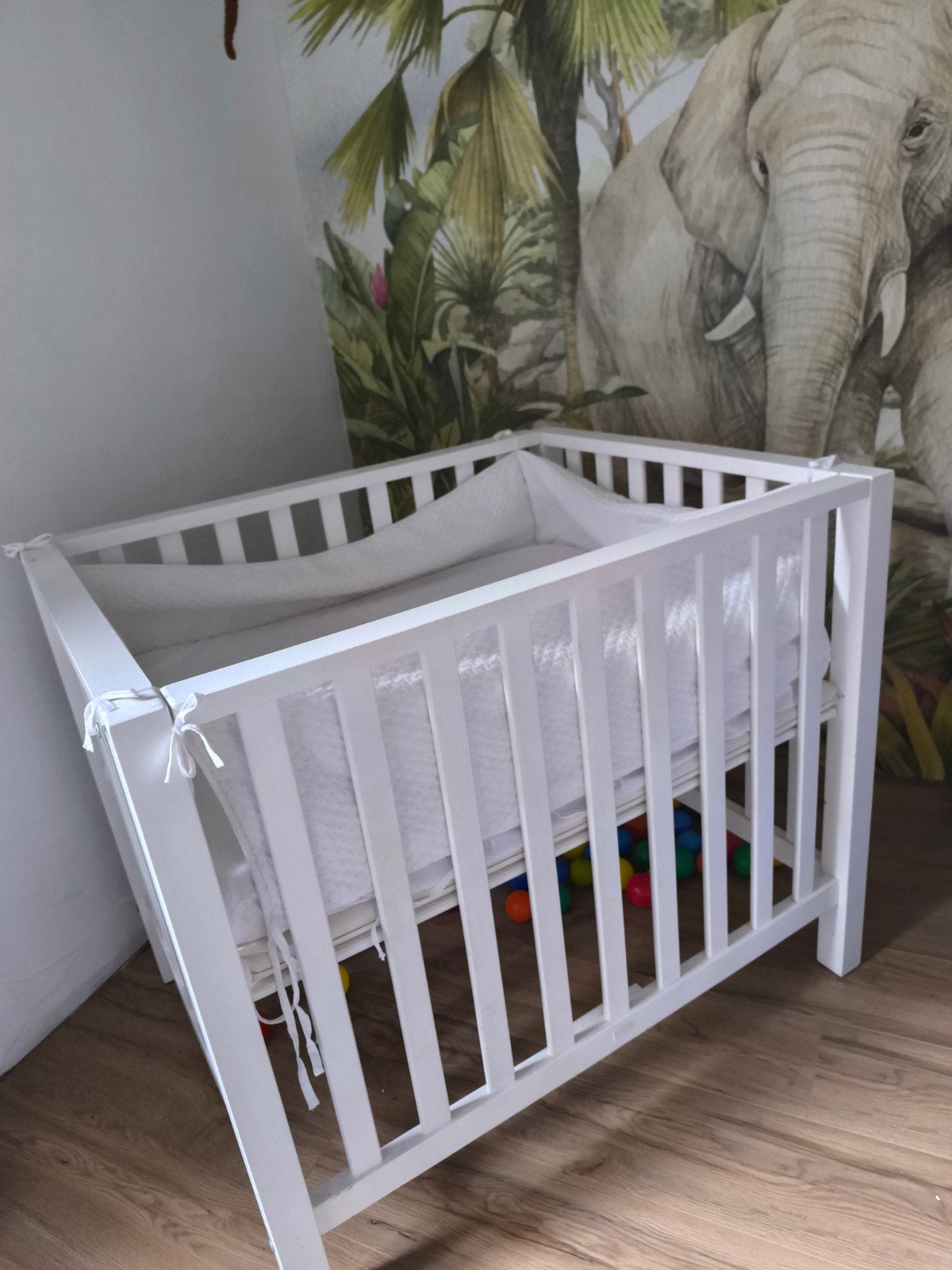 witte box | TWF | met toebehoren, Kinderen en Baby's, Ophalen, Gebruikt, Rechthoekig, In hoogte verstelbaar