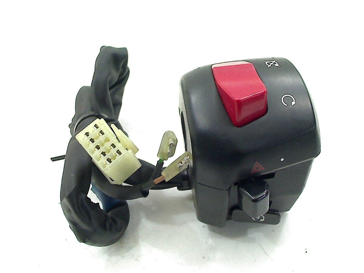 COMMUTATEUR DROIT YP 400 MAJESTY 2009-2014 (YP400 SH06), Yamaha Motor Europe N.V., Utilisé, Customersupport@yamaha-motor.co.uk