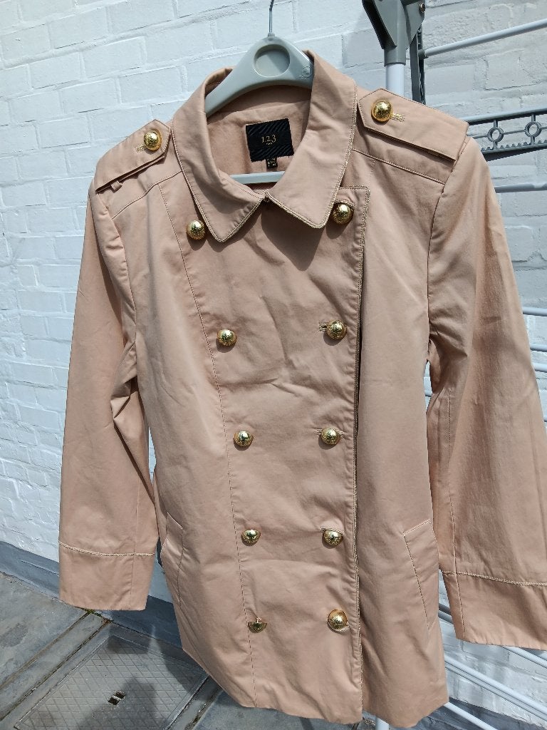 Beige mantel maat 44 zo goed als nieuw, Kleding | Dames, Ophalen, 1.2.3.Paris, Beige, Maat 42/44 (L)