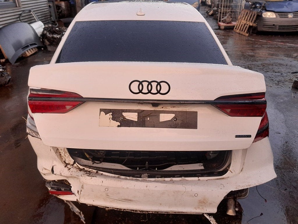 PLAGE ARRIERE Audi A6 (C8) (01-2018/-), Utilisé, Audi