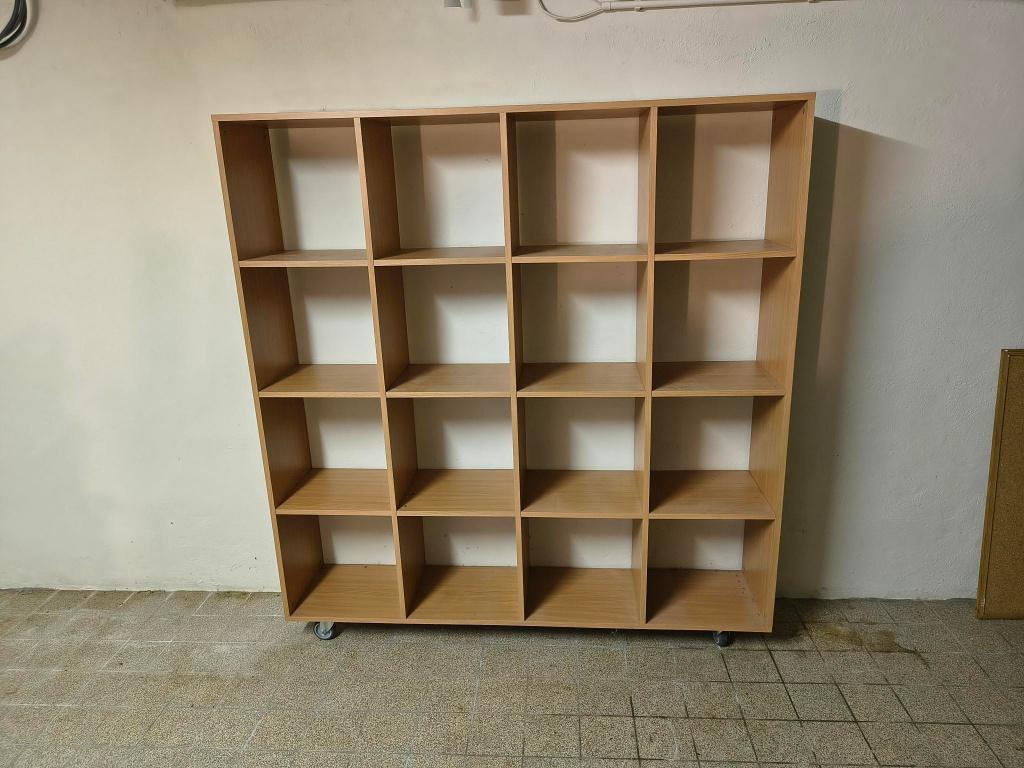 ikea vakjeskast, Ophalen, Zo goed als nieuw