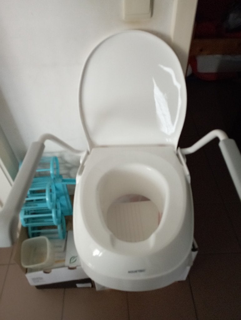 Rehausseur wc accoudoirs mobiles a été monté 1x pas utilisé, Divers, Enlèvement, Comme neuf