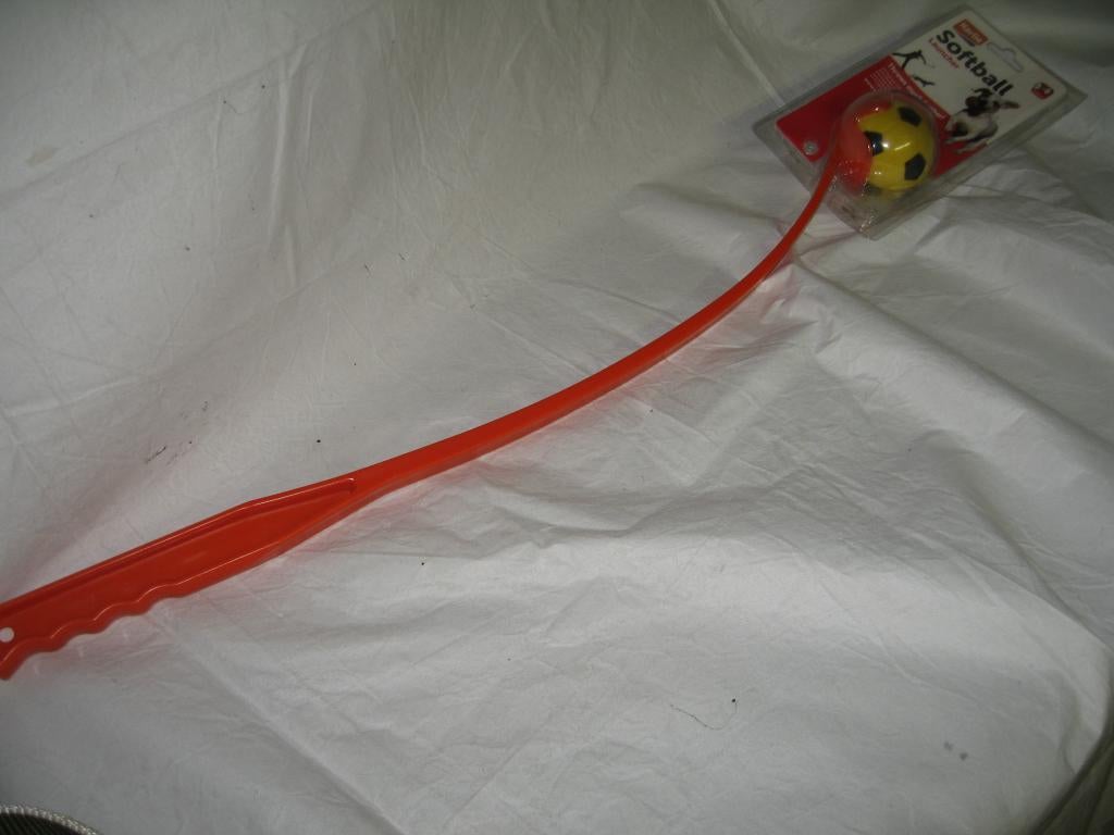 Softball launcher voor de hond, Dieren en Toebehoren, Ophalen, Nieuw