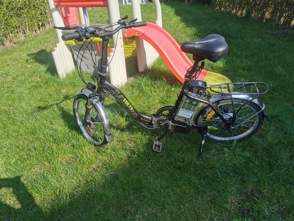 Vélo électrique pliable