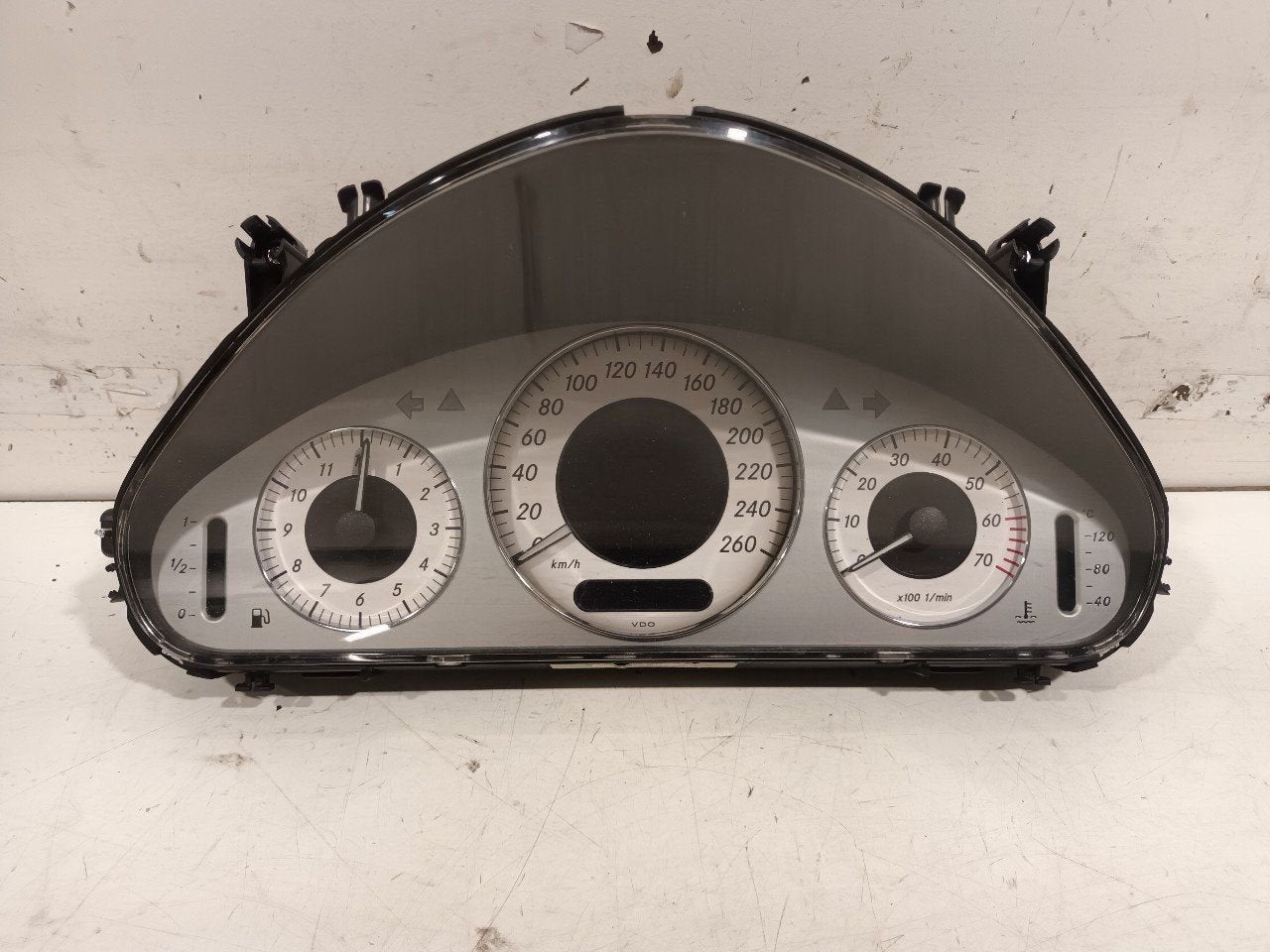 Cockpit Mercedes-Benz E-Klasse, Onderdelen@venauto.nl, Van der Ven Autorecycling B.V., Ettenseweg 76, 4706 PB Roosendaal, The Netherlands
